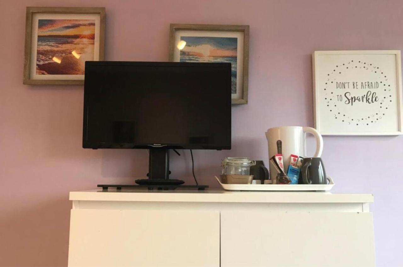 Willow Ridge - A Large Country House With 3 Rental Rooms Clutton エクステリア 写真