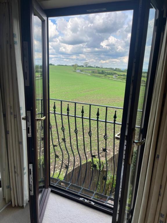 Willow Ridge - A Large Country House With 3 Rental Rooms Clutton エクステリア 写真